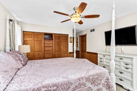 Tiny photo for 795 Springhill Court, Elgin, IL 60120 (MLS # 12714544)