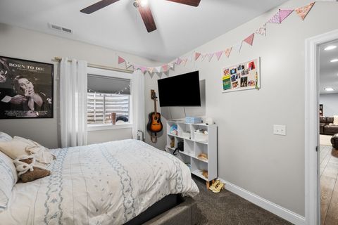 Tiny photo for 852 STONEBRIDGE Circle, Eldridge, IA 52748 (MLS # 12678997)