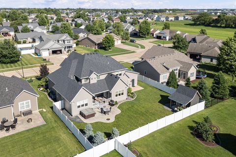 Tiny photo for 852 STONEBRIDGE Circle, Eldridge, IA 52748 (MLS # 12678997)