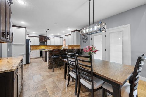 Tiny photo for 852 STONEBRIDGE Circle, Eldridge, IA 52748 (MLS # 12678997)