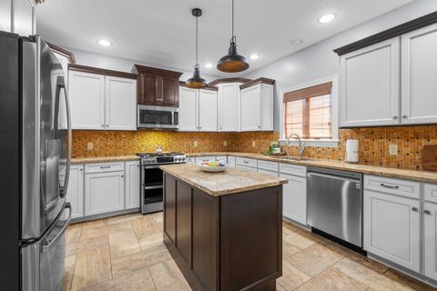 Tiny photo for 852 STONEBRIDGE Circle, Eldridge, IA 52748 (MLS # 12678997)