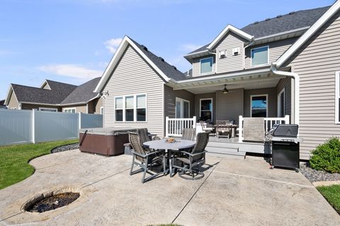 Tiny photo for 852 STONEBRIDGE Circle, Eldridge, IA 52748 (MLS # 12678997)