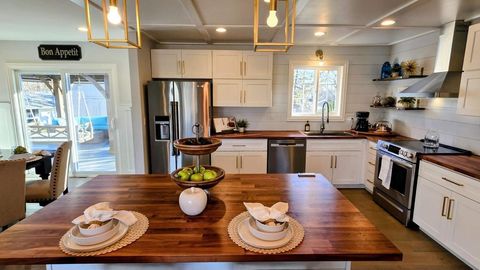 Tiny photo for 2815 Cooper Court, Woodridge, IL 60517 (MLS # 12589856)