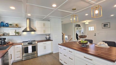 Tiny photo for 2815 Cooper Court, Woodridge, IL 60517 (MLS # 12589856)