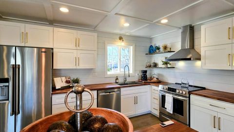 Tiny photo for 2815 Cooper Court, Woodridge, IL 60517 (MLS # 12589856)