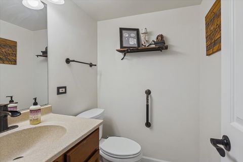 Tiny photo for 1000 S Lorraine Road #315, Wheaton, IL 60189 (MLS # 12503053)