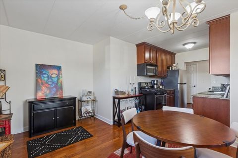 Tiny photo for 1000 S Lorraine Road #315, Wheaton, IL 60189 (MLS # 12503053)