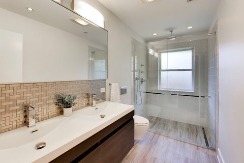 Tiny photo for 818 East Avenue, Park Ridge, IL 60068 (MLS # 12675044)