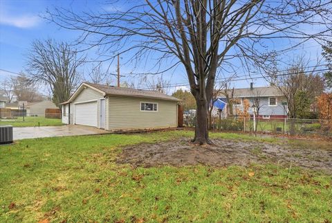 Tiny photo for 2320 W CHEYENNE Road, Waukegan, IL 60087 (MLS # 12609158)