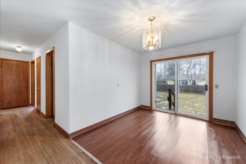 Tiny photo for 175 Calkins Drive, Sugar Grove, IL 60554 (MLS # 12536722)