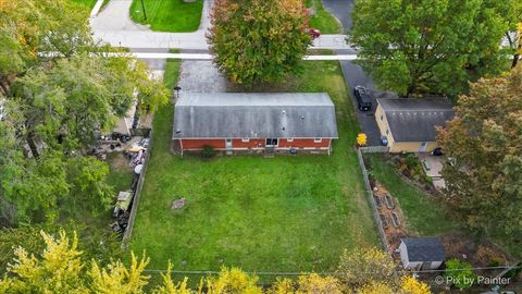 Tiny photo for 175 Calkins Drive, Sugar Grove, IL 60554 (MLS # 12536722)