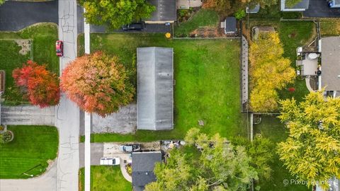 Tiny photo for 175 Calkins Drive, Sugar Grove, IL 60554 (MLS # 12536722)