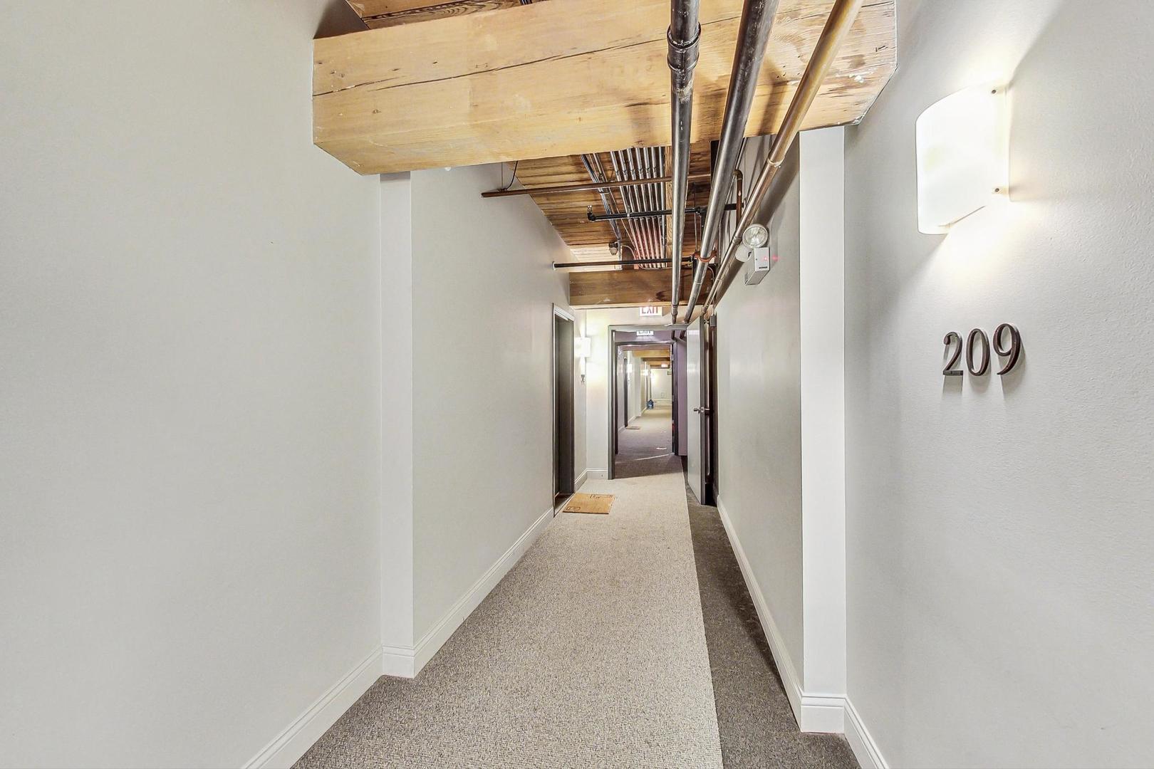 420 W Ontario Street 209