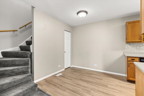 Tiny photo for 441 Park Ridge Lane #C, Aurora, IL 60504 (MLS # 12518626)