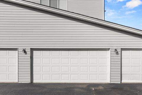 Tiny photo for 441 Park Ridge Lane #C, Aurora, IL 60504 (MLS # 12518626)