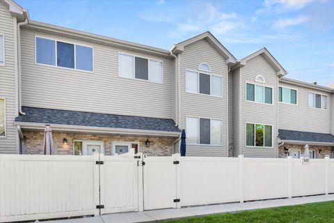 Tiny photo for 441 Park Ridge Lane #C, Aurora, IL 60504 (MLS # 12518626)