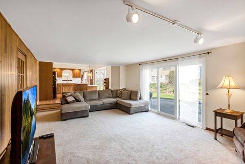 Tiny photo for 915 N Saratoga Drive, Palatine, IL 60074 (MLS # 12546707)