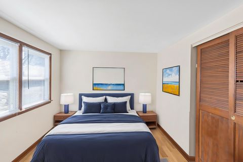 Tiny photo for 915 N Saratoga Drive, Palatine, IL 60074 (MLS # 12546707)