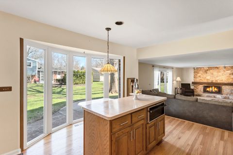 Tiny photo for 915 N Saratoga Drive, Palatine, IL 60074 (MLS # 12546707)