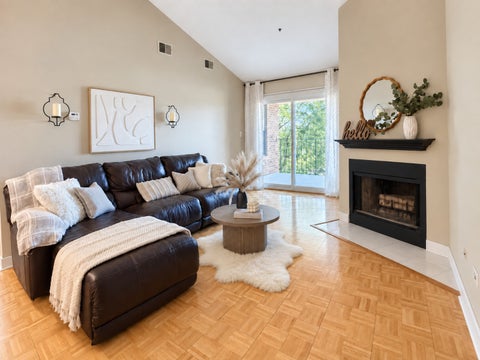 Tiny photo for 720 Weidner Road #300, Buffalo Grove, IL 60089 (MLS # 12747712)
