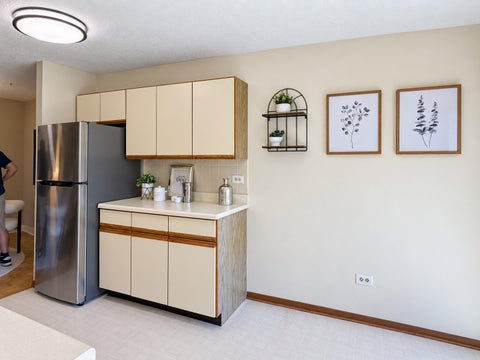 Tiny photo for 720 Weidner Road #300, Buffalo Grove, IL 60089 (MLS # 12747712)