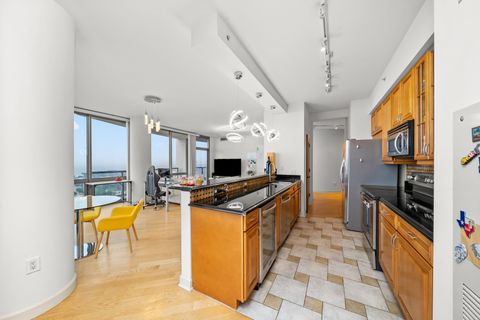 Tiny photo for 1235 S PRAIRIE Avenue #2101, Chicago, IL 60605 (MLS # 12432659)