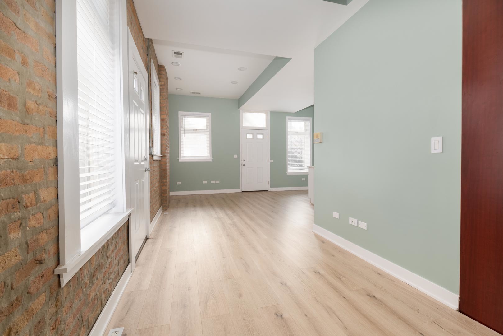 1303 W Flournoy Street 1R