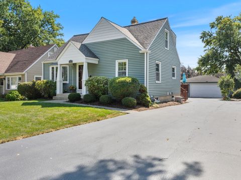 Tiny photo for 229 W Berkshire Avenue, Lombard, IL 60148 (MLS # 12394503)