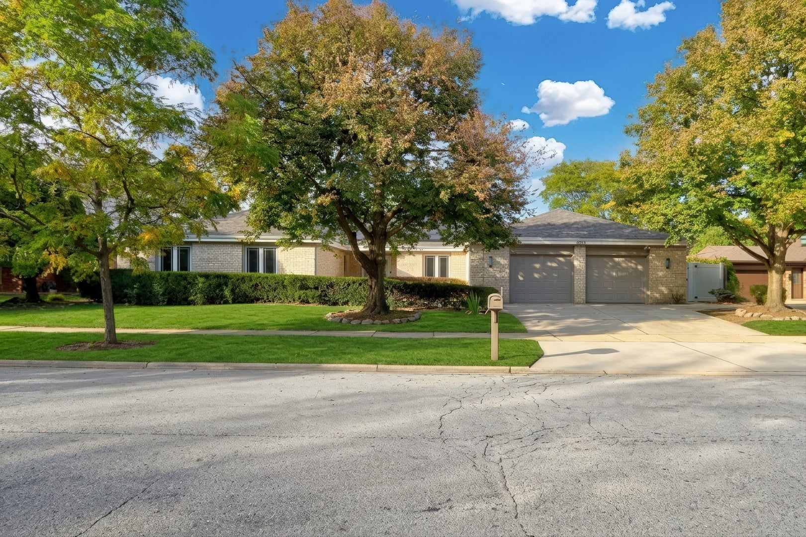 3050 Kayjay Drive