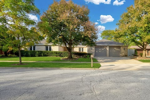 Tiny photo for 3050 Kayjay Drive, Northbrook, IL 60062 (MLS # 12762541)