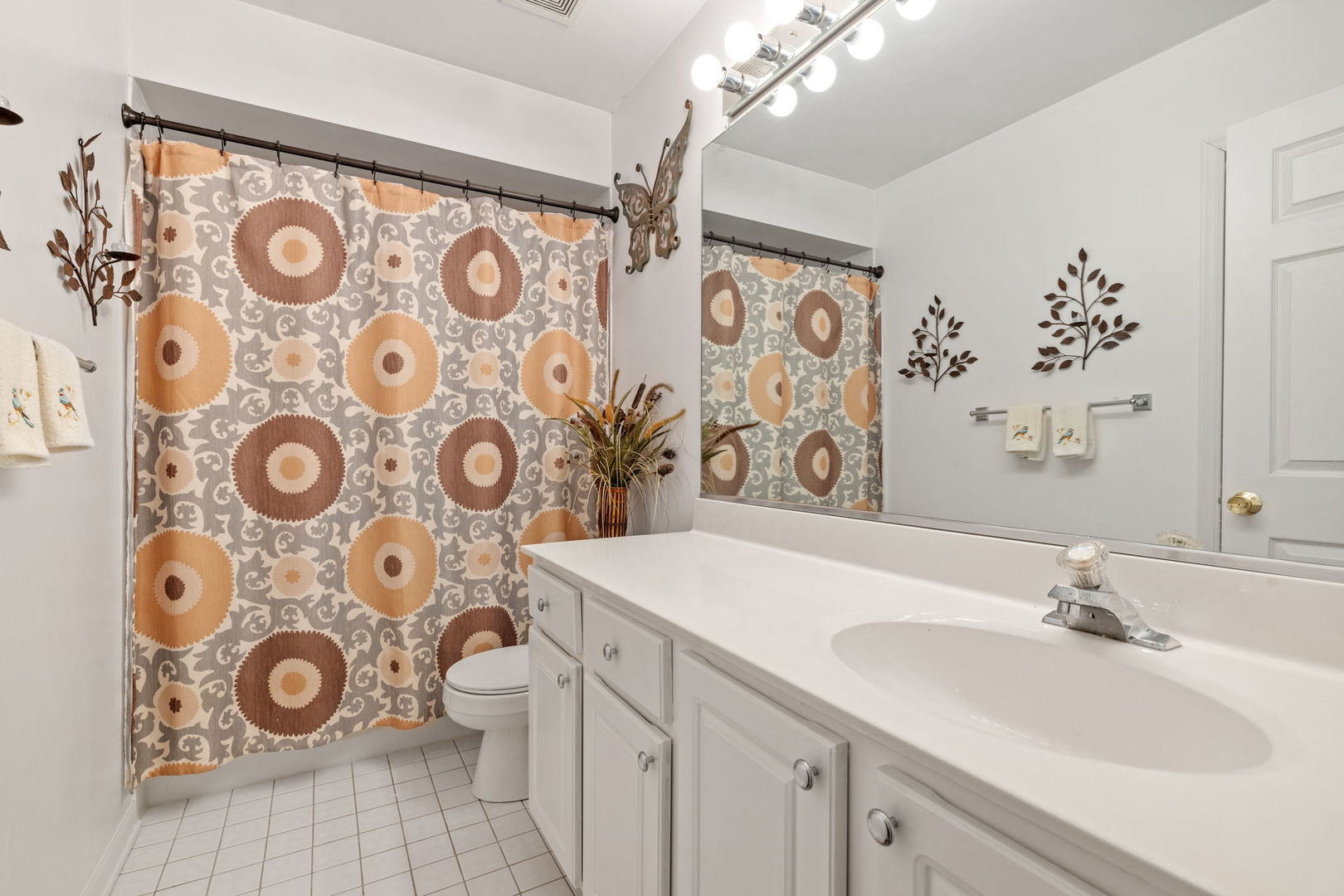 9051 Mansfield Drive, Tinley Park, IL 60487 — MLS #12646109 — photo 18 of 28