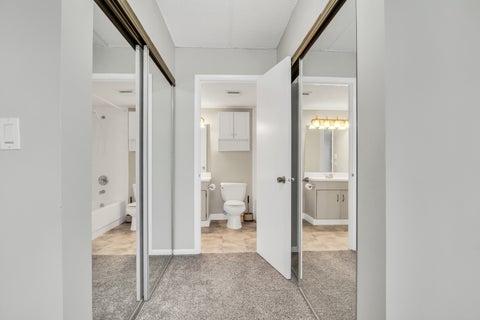 Tiny photo for 917 Vose Drive #405, Gurnee, IL 60031 (MLS # 12713588)