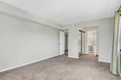 Tiny photo for 917 Vose Drive #405, Gurnee, IL 60031 (MLS # 12713588)