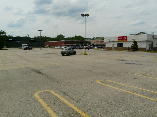 1370 S US Highway 12