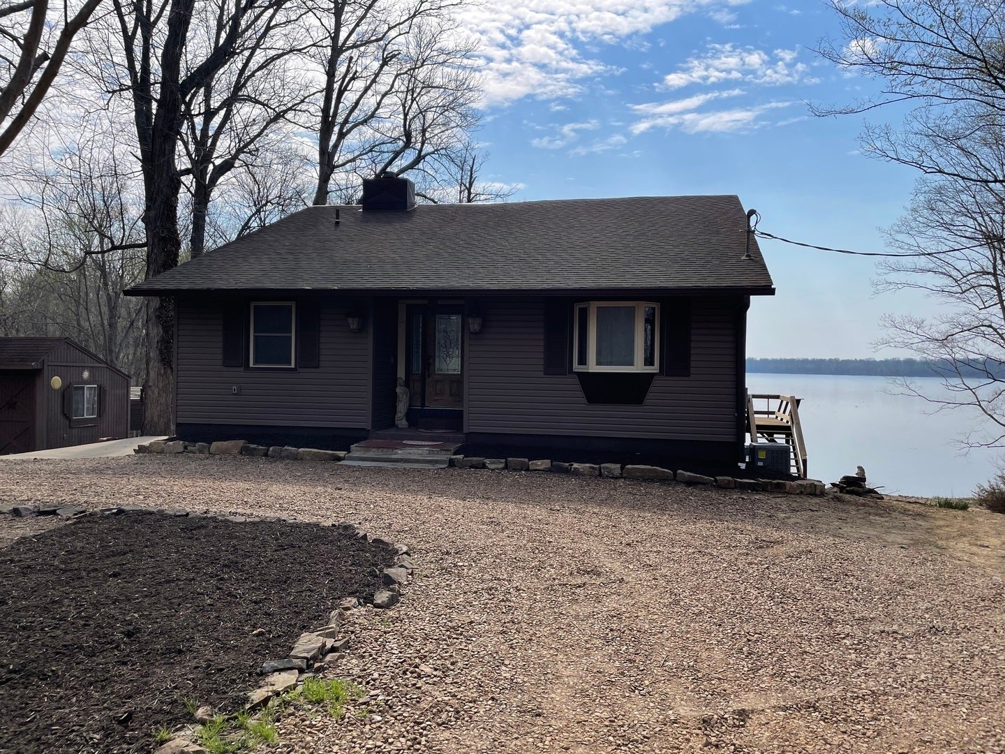 3512 Riverview Lake Road