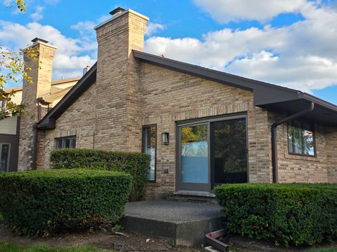 Tiny photo for 1764 Pebble Beach Drive, Hoffman Estates, IL 60169 (MLS # 12503302)