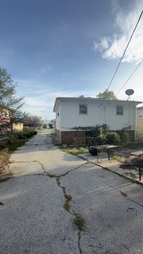 Tiny photo for 2322 W 157th Place, Markham, IL 60426 (MLS # 12762802)