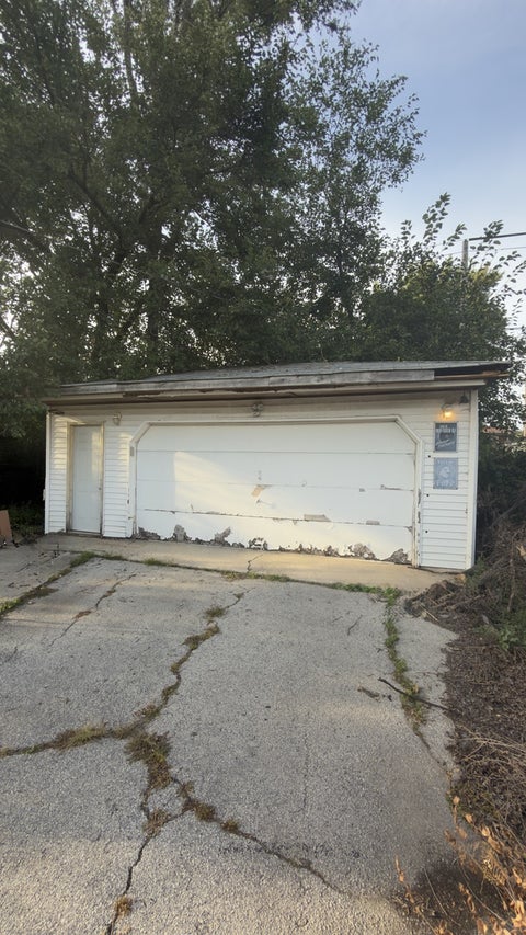 Tiny photo for 2322 W 157th Place, Markham, IL 60426 (MLS # 12762802)