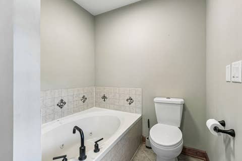 Tiny photo for 1921 Annettes Circle, Sugar Grove, IL 60554 (MLS # 12722651)