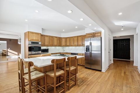 Tiny photo for 2019 E Avon Lane, Arlington Heights, IL 60004 (MLS # 12531511)