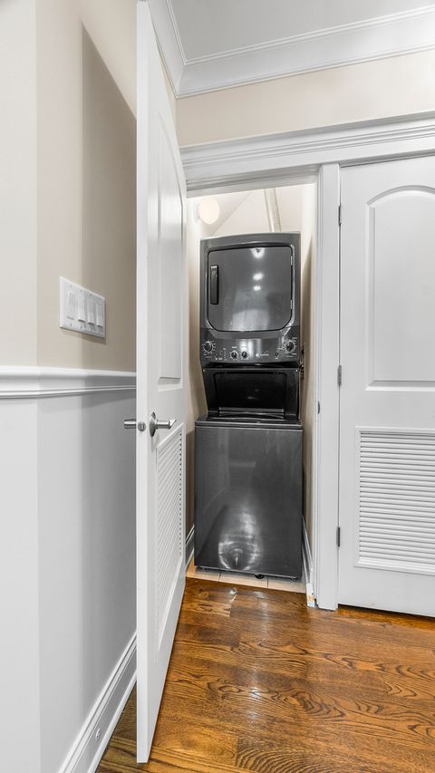 Tiny photo for 912 W Fletcher Street #2, Chicago, IL 60657 (MLS # 12611309)