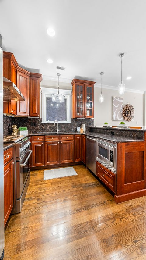 Tiny photo for 912 W Fletcher Street #2, Chicago, IL 60657 (MLS # 12611309)