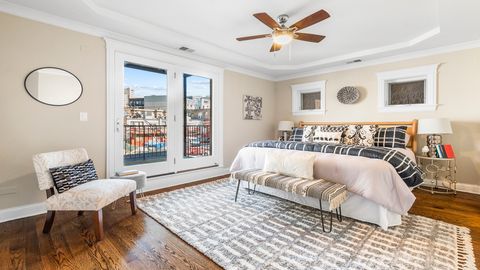 Tiny photo for 912 W Fletcher Street #2, Chicago, IL 60657 (MLS # 12611309)