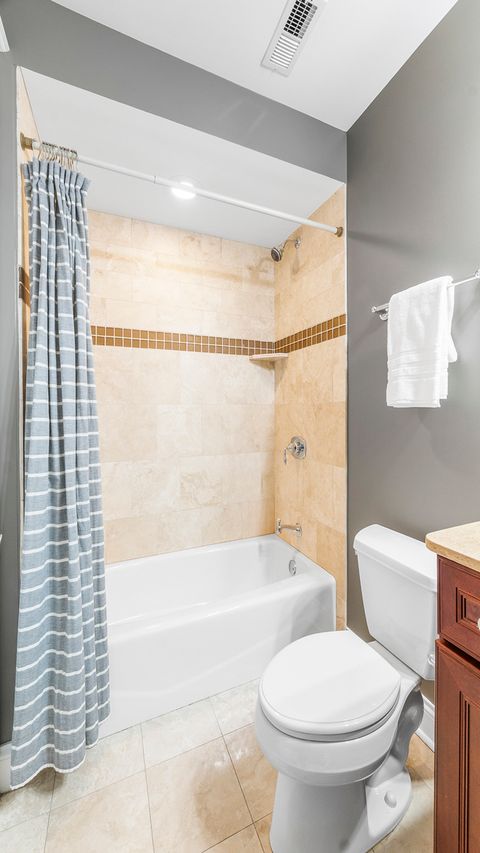 Tiny photo for 912 W Fletcher Street #2, Chicago, IL 60657 (MLS # 12611309)