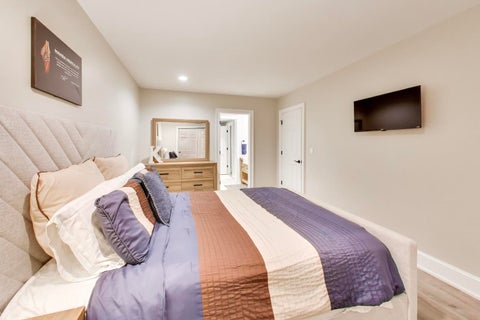 Tiny photo for 1871 W Salisbury Lane, Lake Forest, IL 60045 (MLS # 12785487)