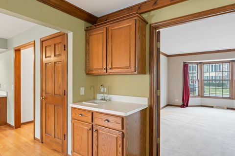 Tiny photo for 27W154 Chartwell Drive, Winfield, IL 60190 (MLS # 12515259)