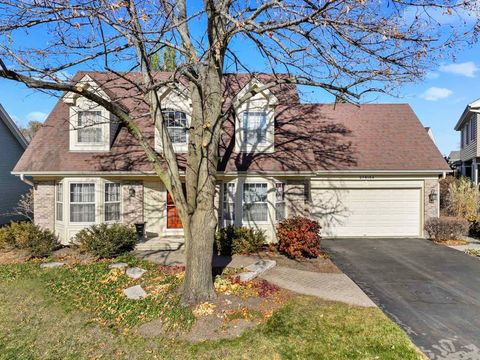 Tiny photo for 27W154 Chartwell Drive, Winfield, IL 60190 (MLS # 12515259)