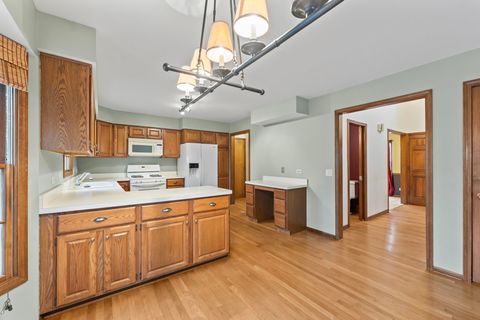 Tiny photo for 27W154 Chartwell Drive, Winfield, IL 60190 (MLS # 12515259)