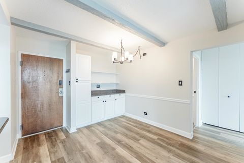 Tiny photo for 2005 S Finley Road #704, Lombard, IL 60148 (MLS # 12418547)