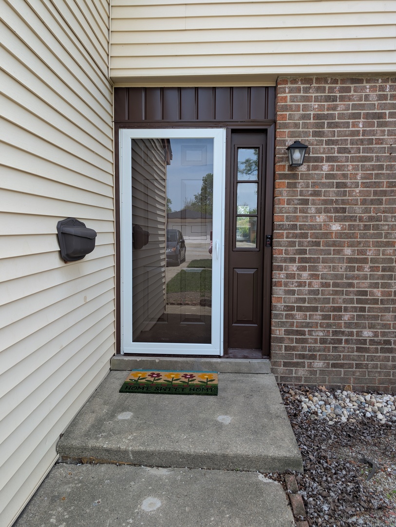 235 E manchester Drive